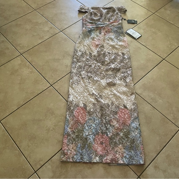 NWT Adrianna Papell Floral Matelasse Gown size 4 - Picture 1 of 9